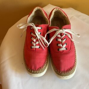 UGG Women’s Eyan 11 Canvas Sneakers/ Boat Shoes Size 8.5